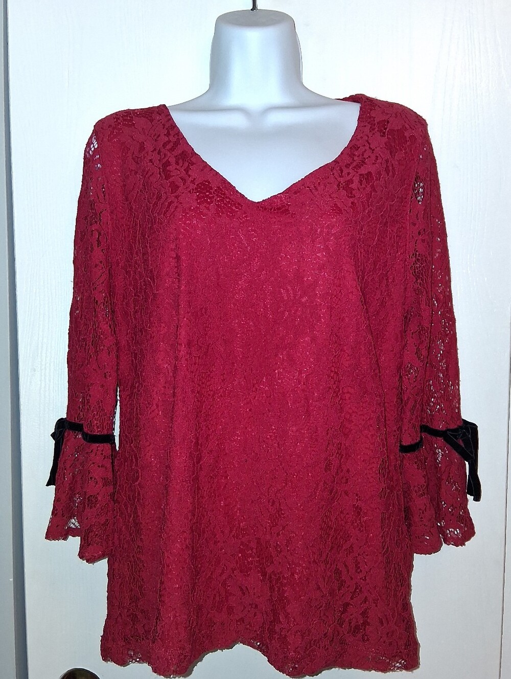 Elle, Red Lace Blouse, Sz L